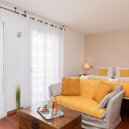 Pavillon Riviera Yourhosthelper