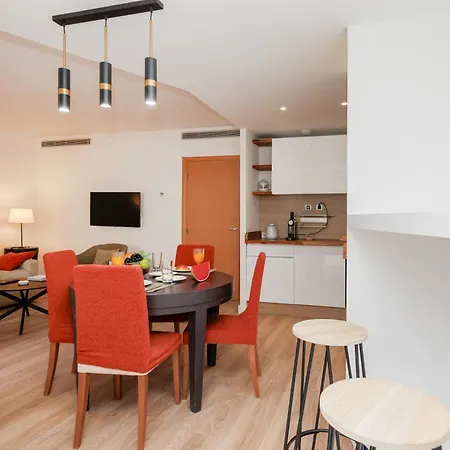 Pavillon Riviera Yourhosthelper *