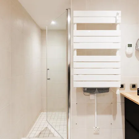 Pavillon Riviera Yourhosthelper * Cannes