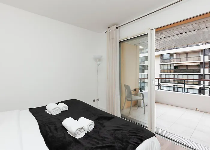 Pavillon Riviera Yourhosthelper Apartmán